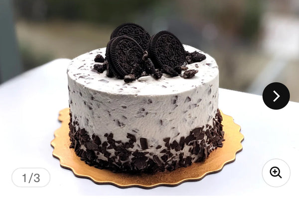 6” Oreo  Cake *Pre-Order 48 hours In Advance (Available for Store Pick-up Only)