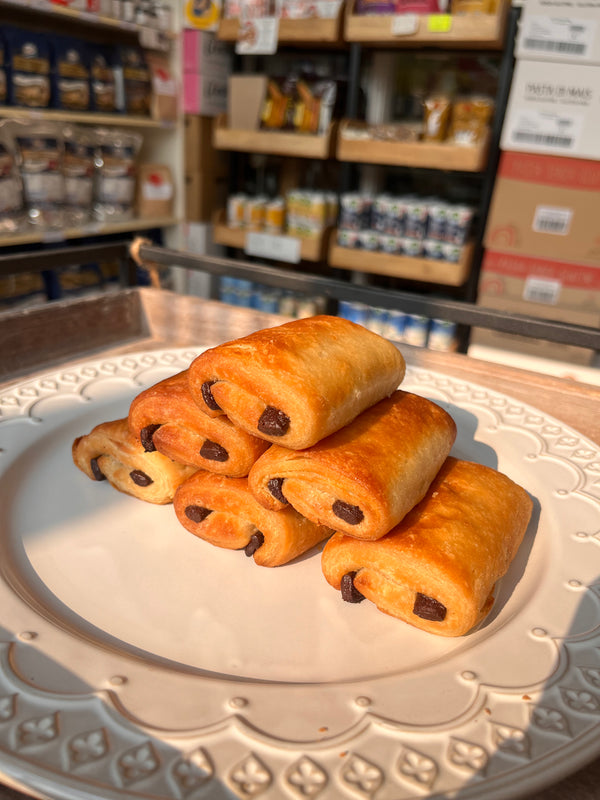 Croissants au chocolat (6) - sur commande uniquement