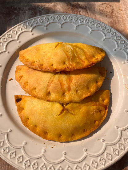 Poulet Samosa Patty - disponible pour cueillette et en magasin seulement