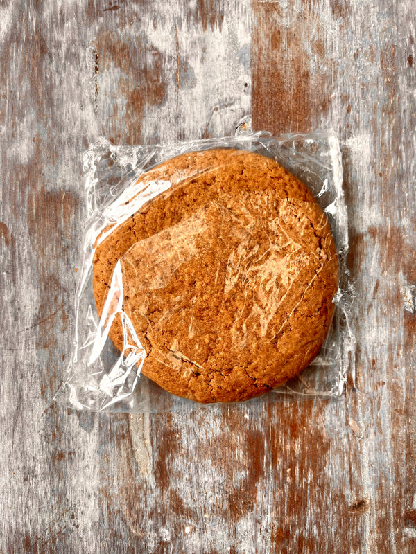 Ginger Molasses Cookies (6) - Vegan