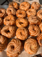 TBE Cruller (6) (Pré-commande) Disponible uniquement le vendredi et le samedi
