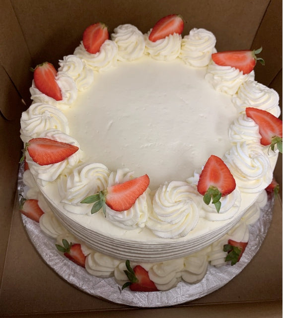 6” Strawberry Shortcake - Pre-Order 72 Hours In Advance (Available for Store Pick-Up Only)