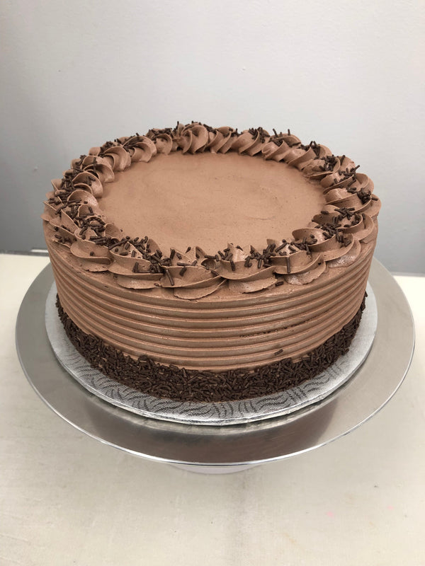 Gâteau 9" - pré-commande 48 heures à l'avance - Disponible pour retrait en magasin seulement