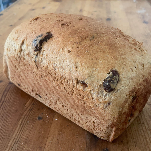 Raisin Cinnamon Bread Vegan (Approx. 837gr)