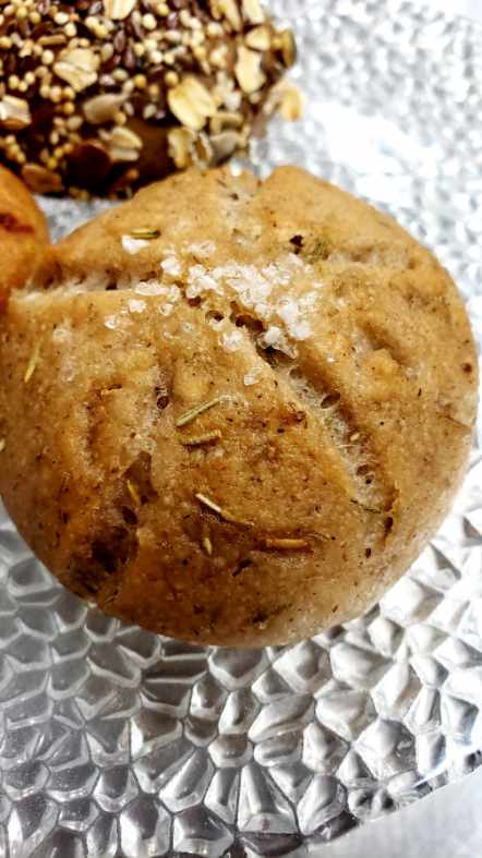 Petits pains au levain (8 du même type) - sur commande uniquement